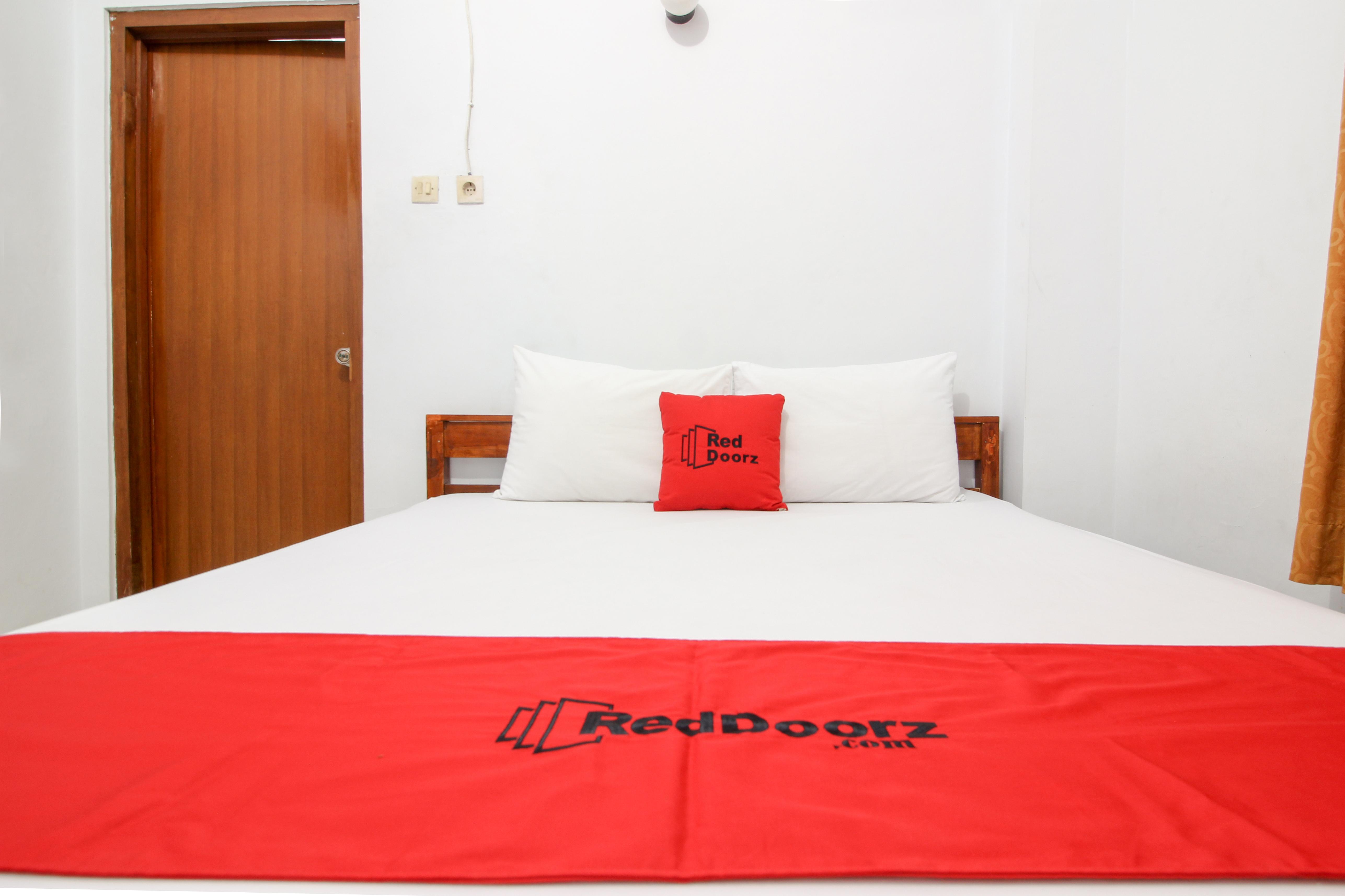 Reddoorz Plus Near Alun Alun Selatan Yogyakarta Exterior photo