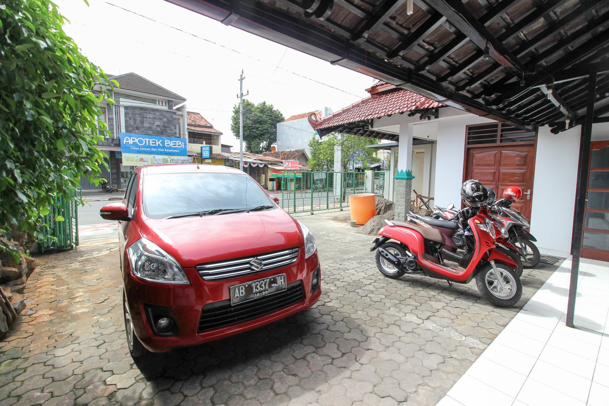 Reddoorz Plus Near Alun Alun Selatan Yogyakarta Exterior photo